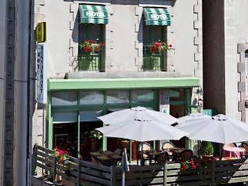 Logis Hotel Le Relais Des Remparts Allanche Exterior foto