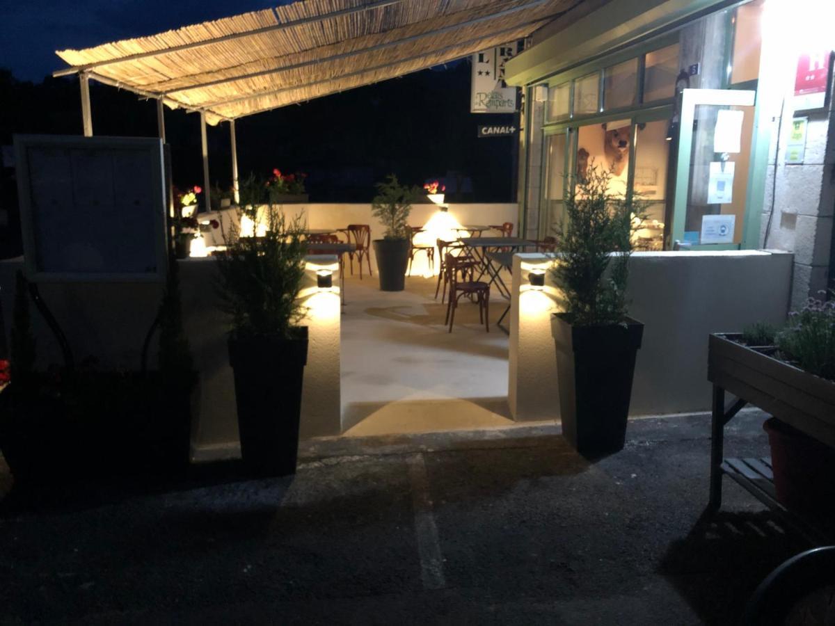 Logis Hotel Le Relais Des Remparts Allanche Exterior foto